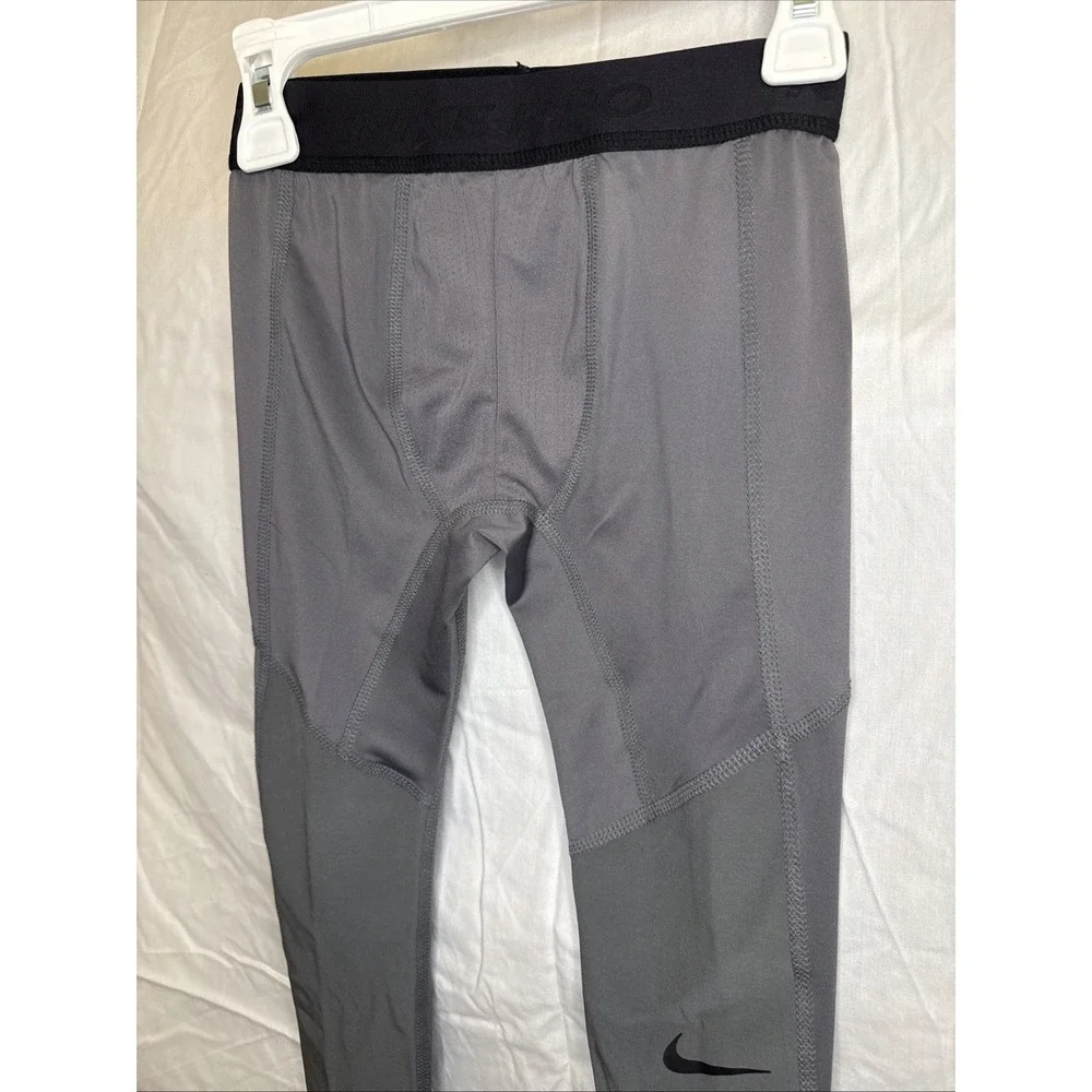 Nike Pro Dri Fit Boys Size 5 Tight New w/o Tags